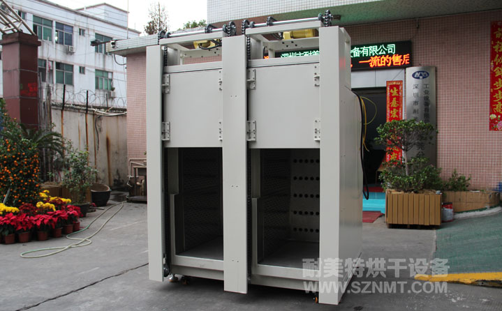 電容行業雙內膽自動門工業烘箱 電容行業雙內膽自動門工業烘箱